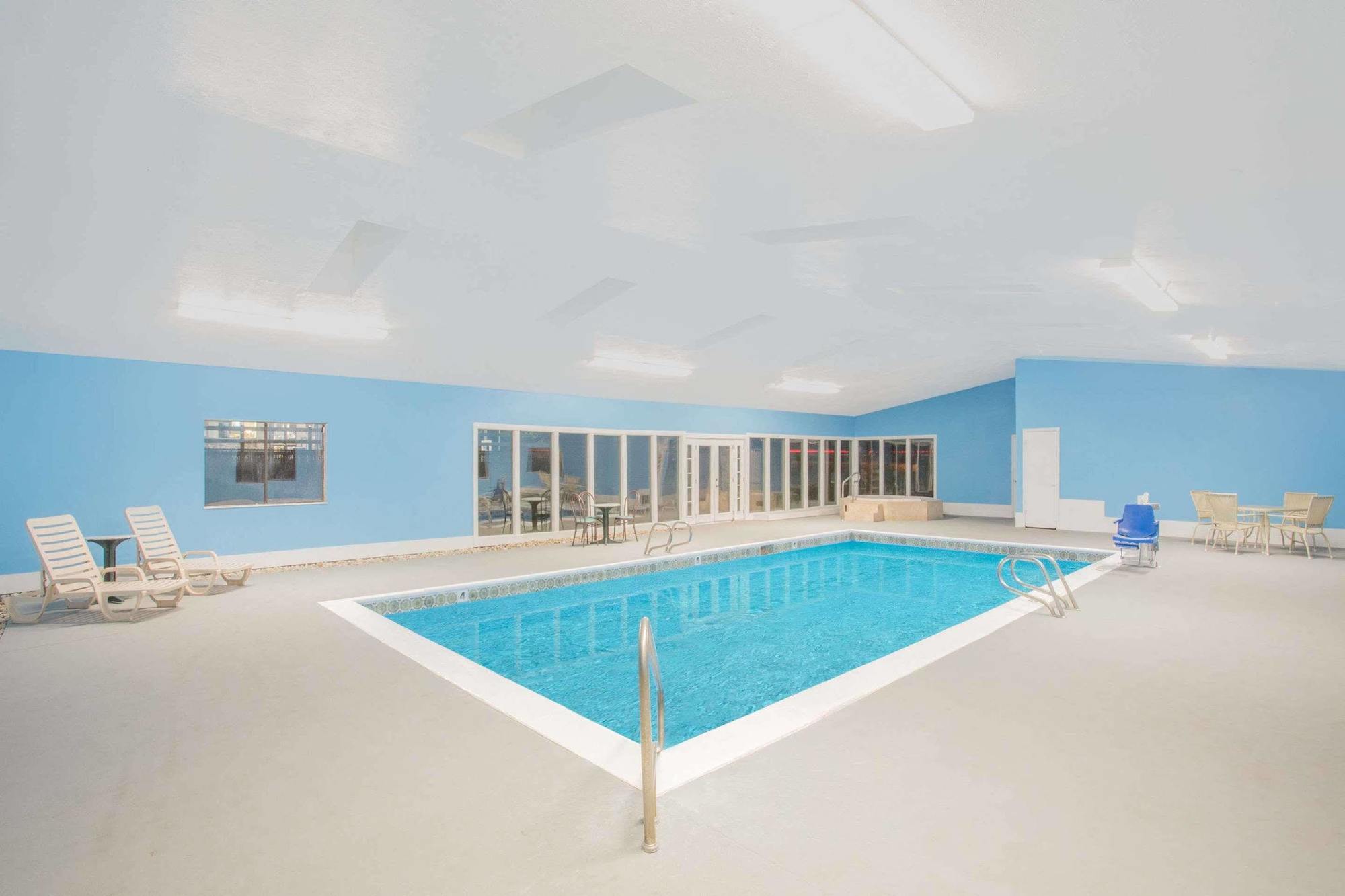 Super 8 By Wyndham Provo Byu Orem Экстерьер фото
